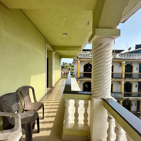 Hotel Salty Waves Baga Exterior photo