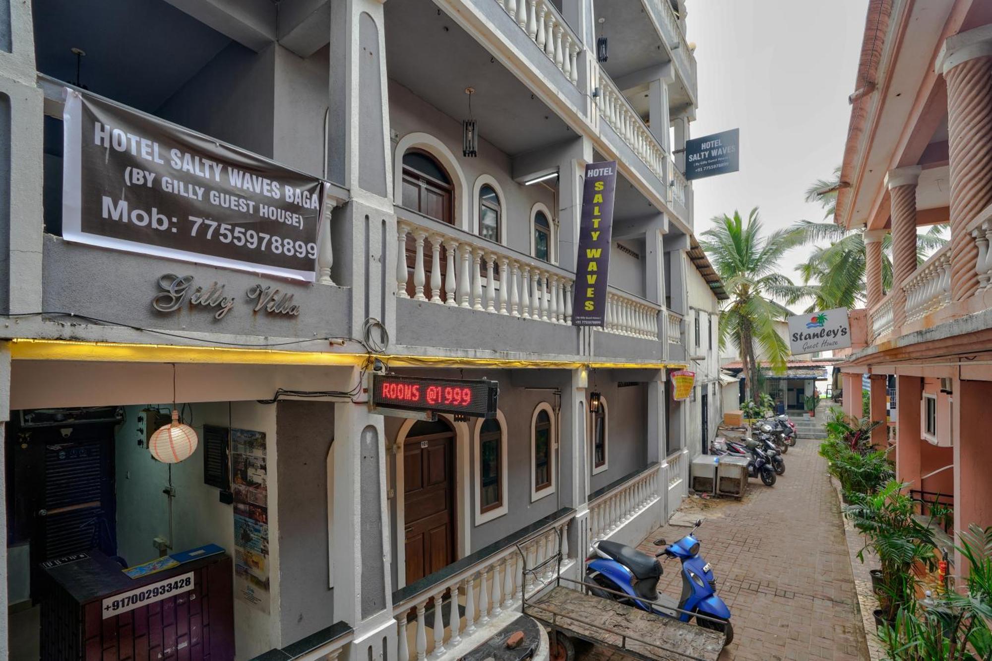 Hotel Salty Waves Baga Exterior photo